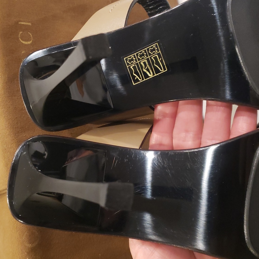 Gucci Leather Sandals Double Strap.   4" Heel Size 7 Tan Color - Picture 7 of 10